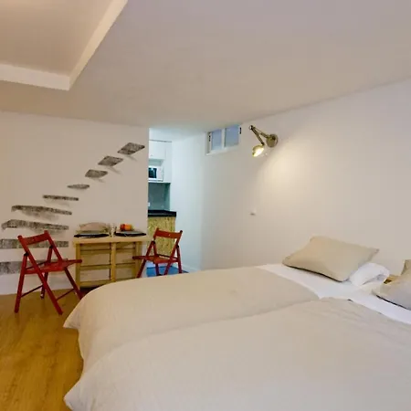 Appartement Studio Praca Alegria By Gt House *